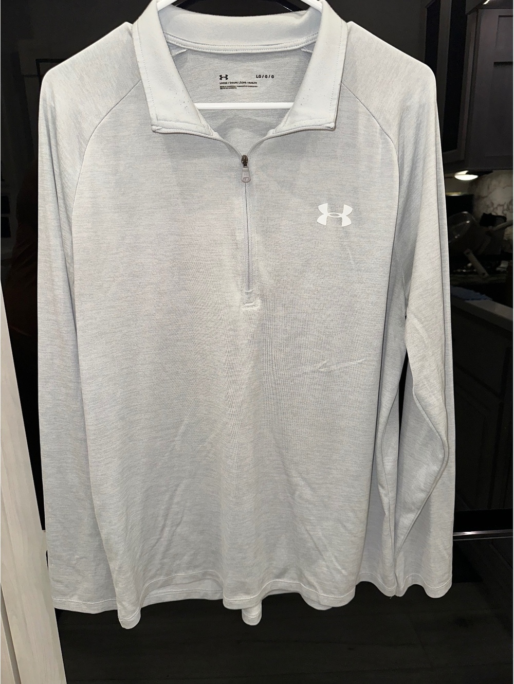 Under Armour Men's Loose Fit Light Gray Long Sleeve 1/4 Zip Pullover, Size Large